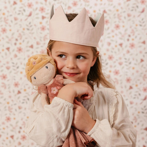 Muñeca blandita Julia princesa – muñeco suave bebé | Little Dutch