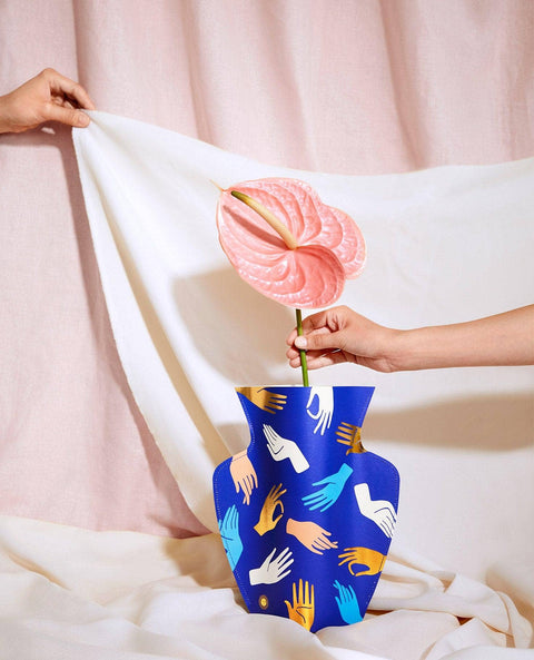 Vase en papier Hamsa