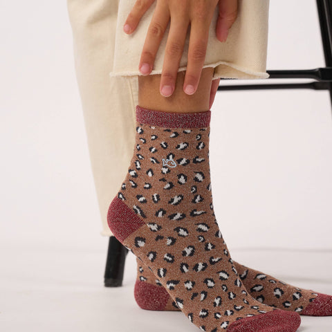 Chaussettes pailletées en coton peigné léopard - marron