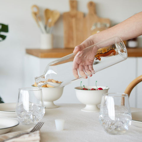 Botella de vidrio con Caballito de mar naranja 1,2L - Balvi