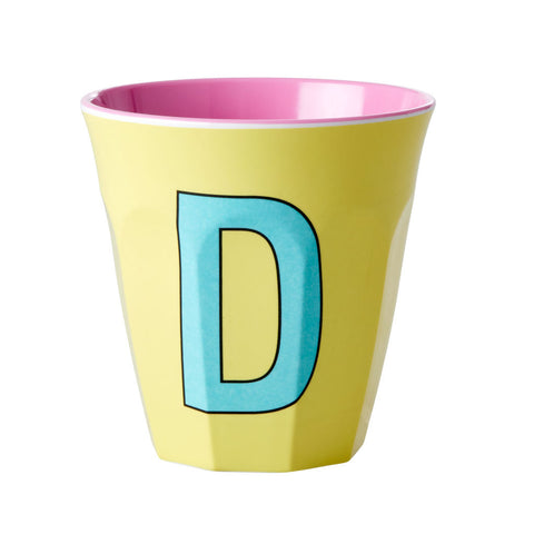Taza de melamina con letra – “Alphabet Multicolor Rosa – RICE