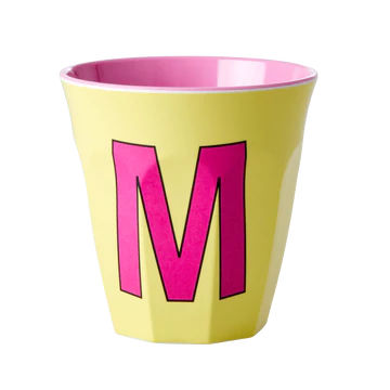 Taza de melamina con letra – “Alphabet Multicolor Rosa – RICE
