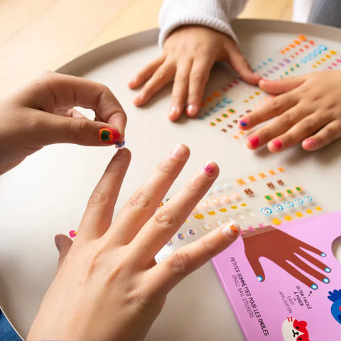 “Unicorn” Nail Stickers – OMY