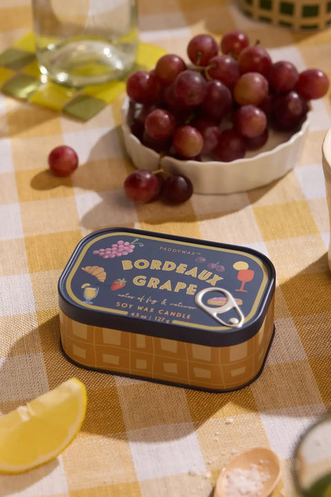 Vela en lata “Bordeaux Grape” – Paddywax