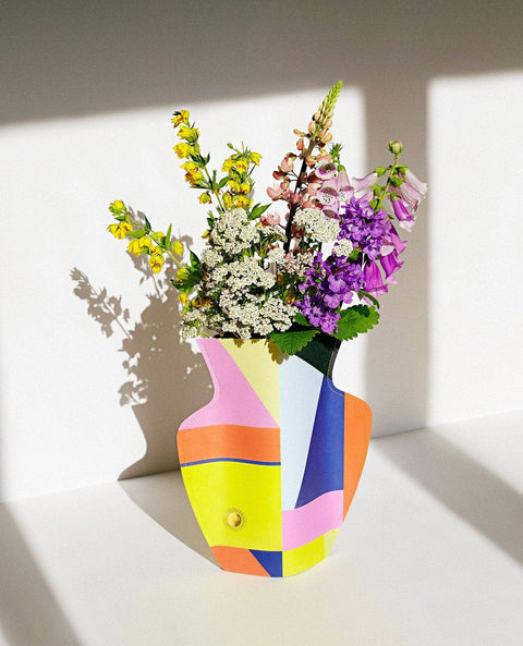 Vase en papier bazar